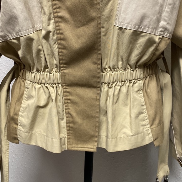 Frame Denim Tonal Blocked Jacket Look no Further For A Utilitarian Inspired Look - Picture 7 of 13